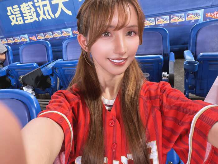 Karen Yuzuri, an H-cup beauty from Okinawa, is thoroughly sexually exploited for 12 hours nonstop to celebrate her 5th anniversary lol 17th image