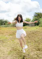 Arisa Sakamaki: Active Alissa! Spisan Gravure Photo Book (44 photos)