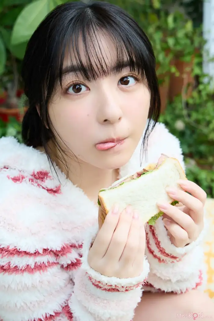 Mizuki Asakura: Miss Maga's Asoviva! Miss Magazine 2022 Unreleased Masterpieces Selection SP Young Magazine Digital Photo Collection (36 photos) 20th image