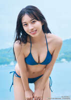 Former idol designated for 'cuteness' in a swimsuit gravure is just too cute lololol Maria Makino appears on the cover of 'Monthly Yan Magazine'!!
