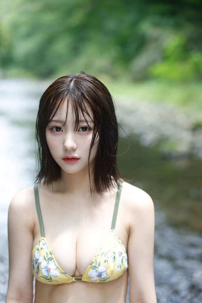 Former HKT48 member Miku Tanaka: Bikini & Lingerie Temptation 7th image