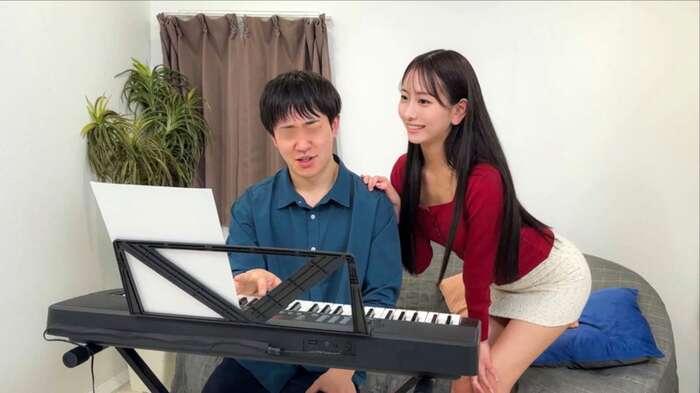 Female piano teacher Sumire touches students' nipples during lessons 3th image