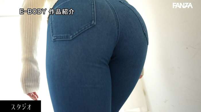 Ayuna Uehara makes her masochistic awakening AV debut with anal and irrumat. 46th image