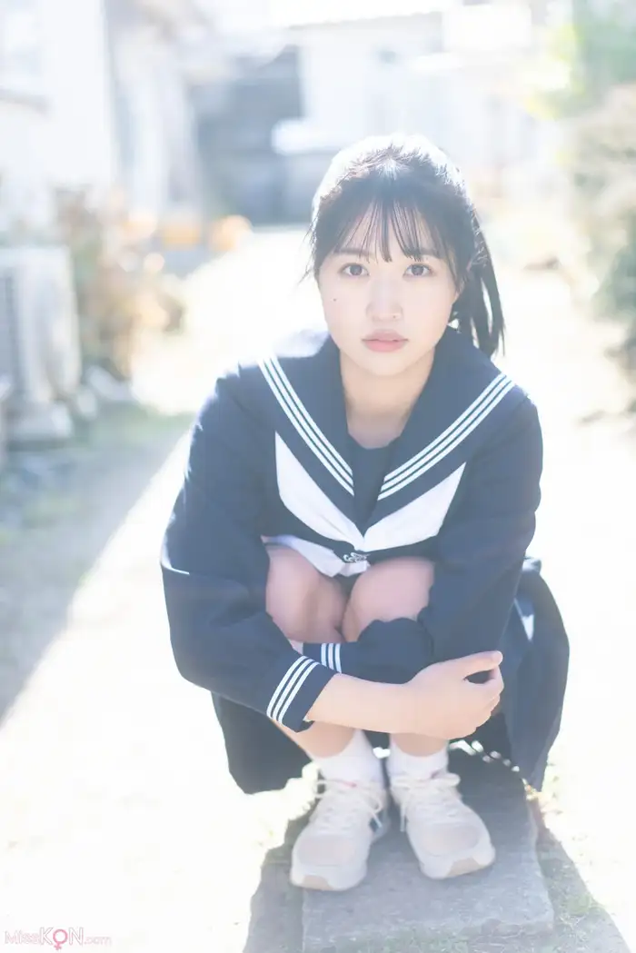 Miyuka Minami: 'My little sister is Attention-Chan.' [Young Champion Digigra] (74 photos) 2th image