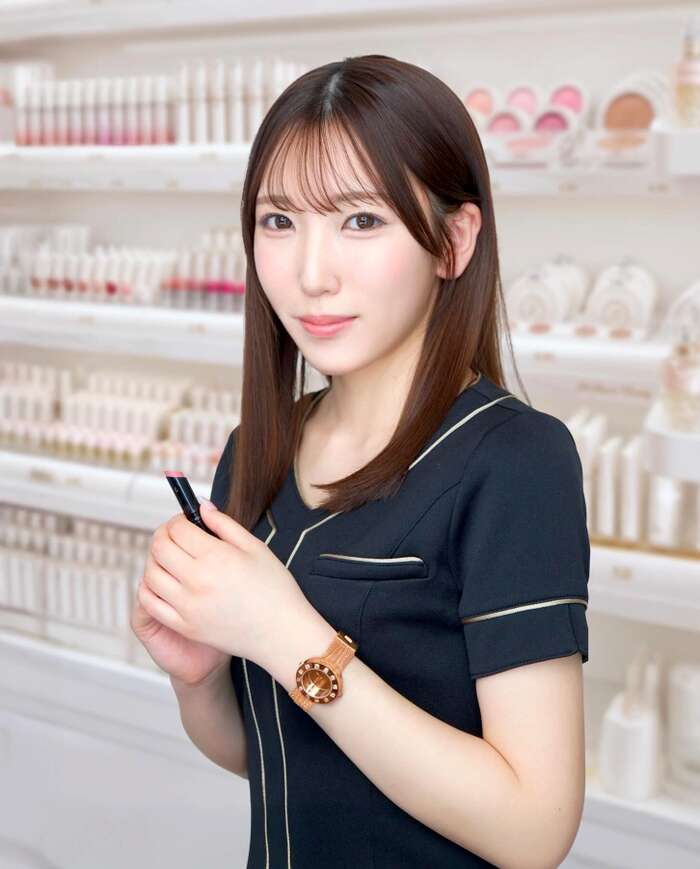 Maya Kanda: Slender and Beautiful Beauty Consultant AV Debut 6th image